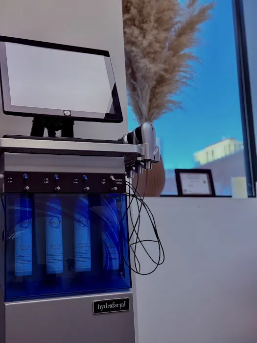 Skinfinity Picture 1