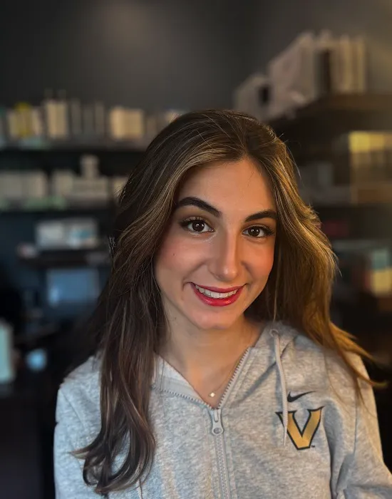 Mireille's Studio Picture 6