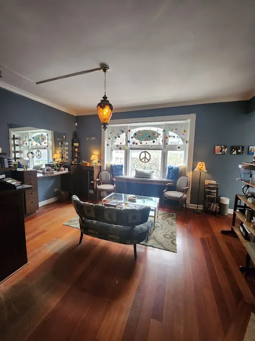 Mireille's Studio Picture 3