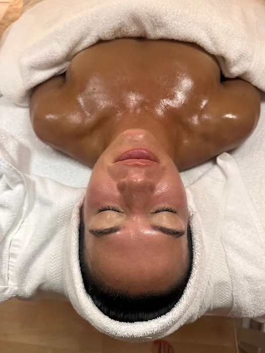 Amy Rojek Skin Care Picture 6