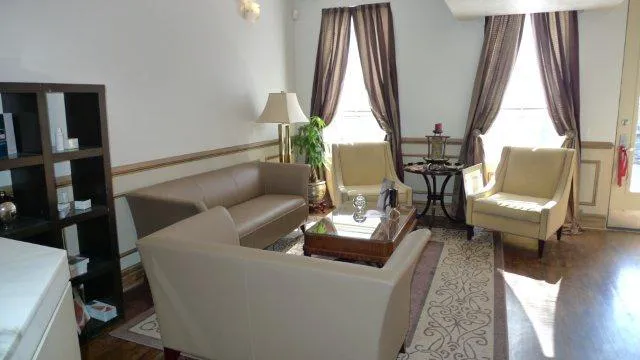 Lincoln Park Aesthetics Picture 5