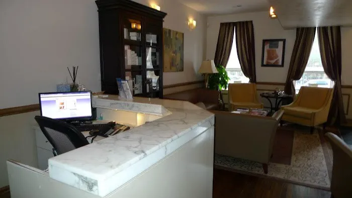 Lincoln Park Aesthetics Picture 1