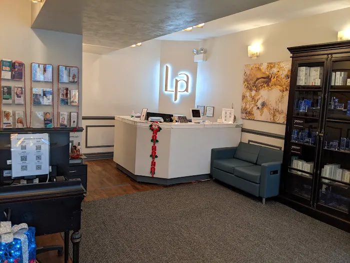 Lincoln Park Aesthetics Picture 9