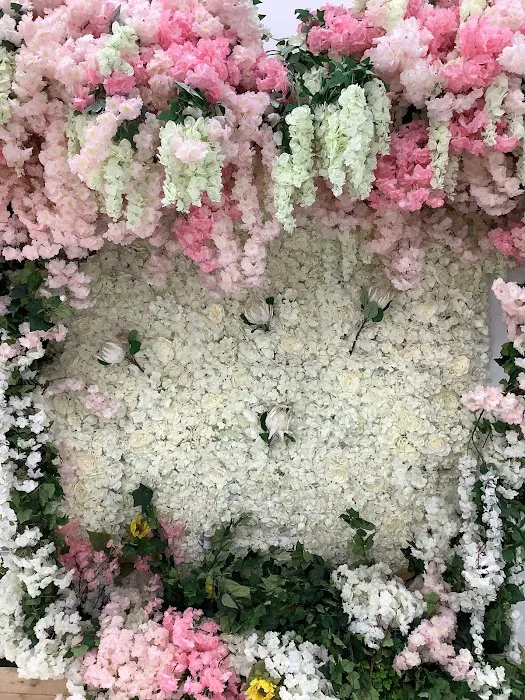 TrapHouse Beauty Picture 4