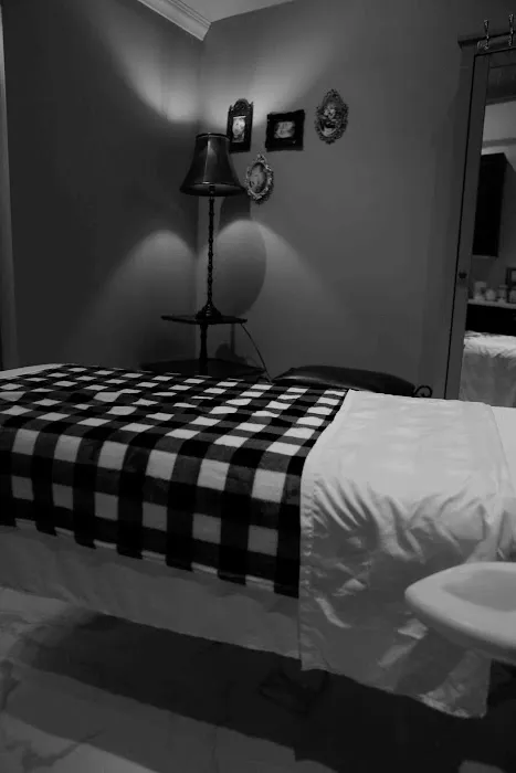 Skyler Paige Skincare Picture 6