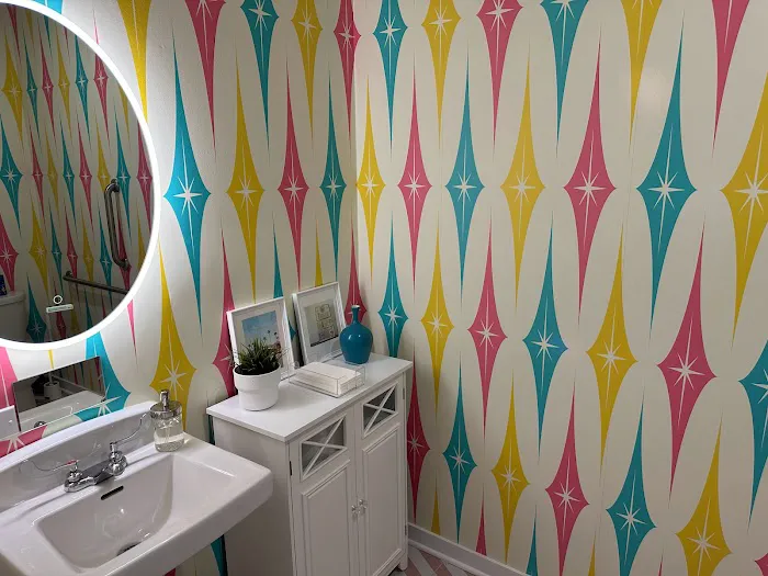 Sparkle Aesthetics Picture 2