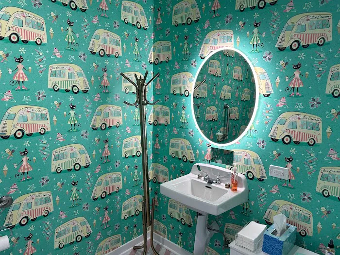 Sparkle Aesthetics Picture 9