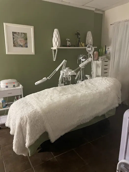 Face2Face Spa Studio Picture 7