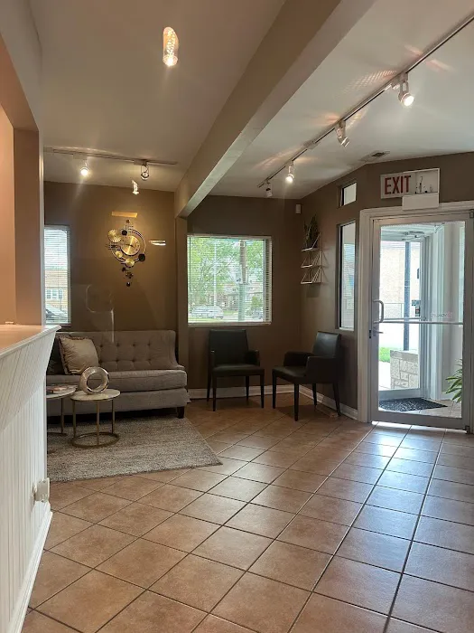 LUMIEE SKINCARE LLC Picture 1