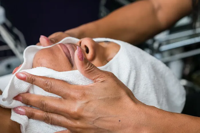 Facially Skin Bar Picture 1