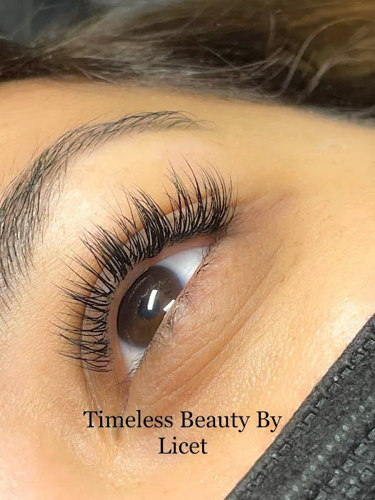 Timeless Beauty by Licet Picture 7