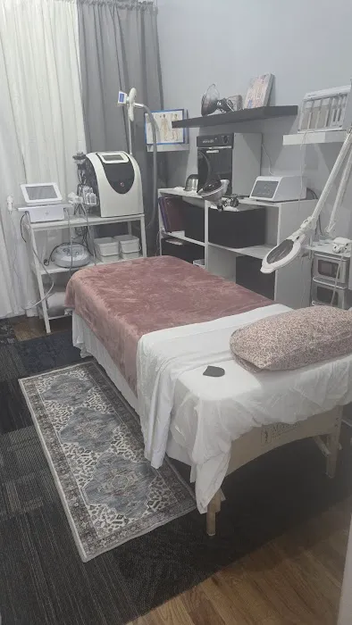 Skin Glow Aesthetics Picture 1