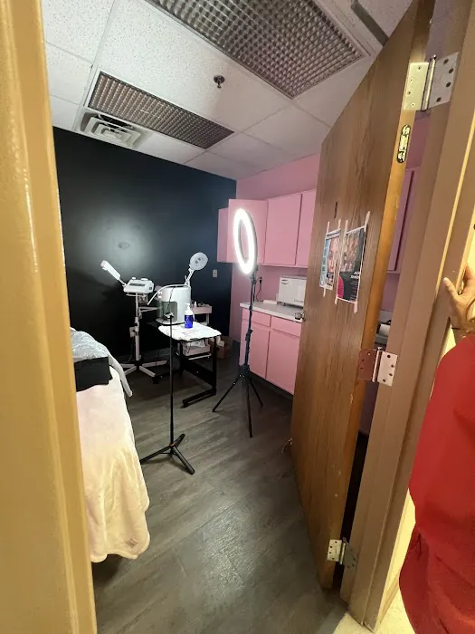 Clinical Complexions- Merrillville Facials+ Skintag Removal Picture 5