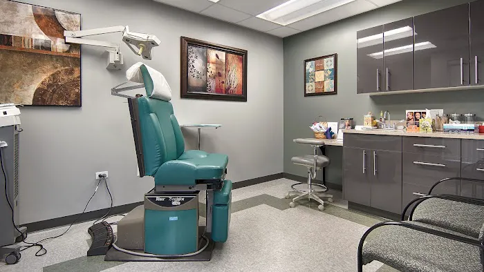 Summit Dermatology and Aesthetic Surgery Picture 7