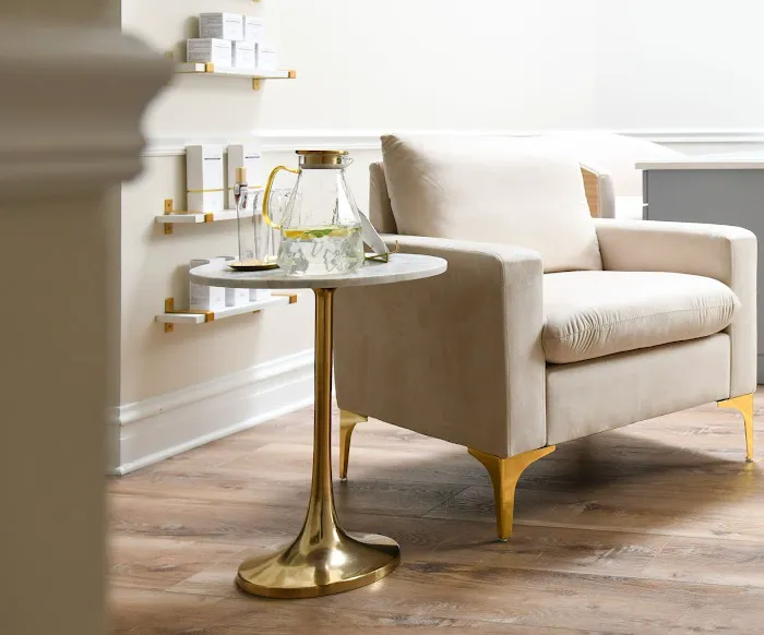 NIKS FACE AND BODY Picture 3