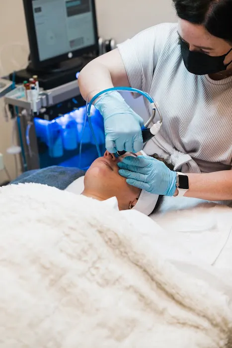 Oui Skin Bar Picture 4