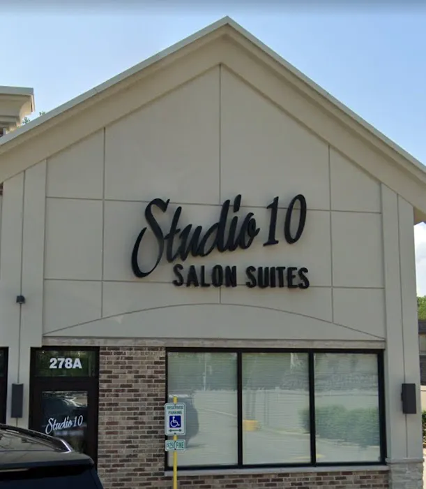 Krista Dominic Studio Picture 2