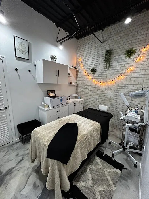 Skin Garden Addison Picture 2