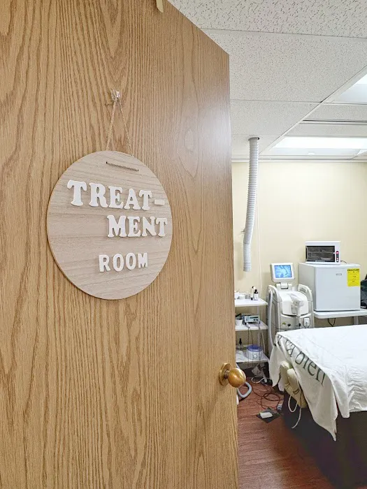 New Skin Clinic | 시카고 뉴스킨 클리닉 Picture 2