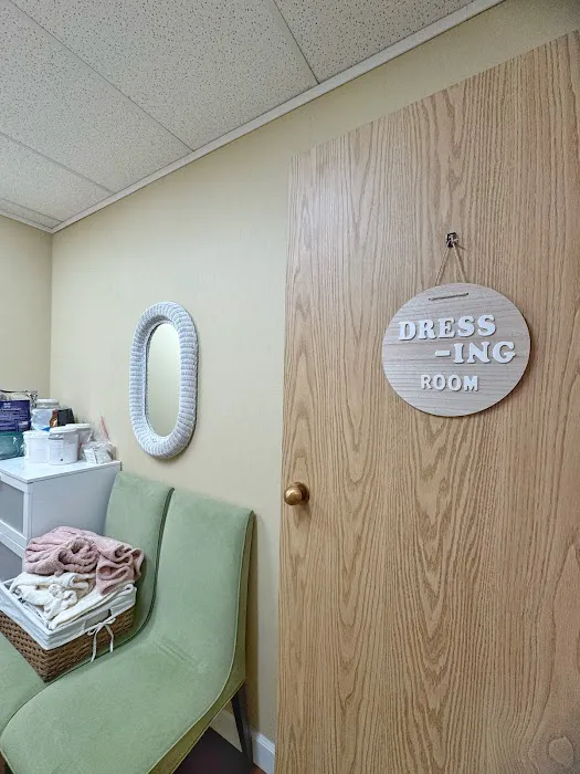 New Skin Clinic | 시카고 뉴스킨 클리닉 Picture 3