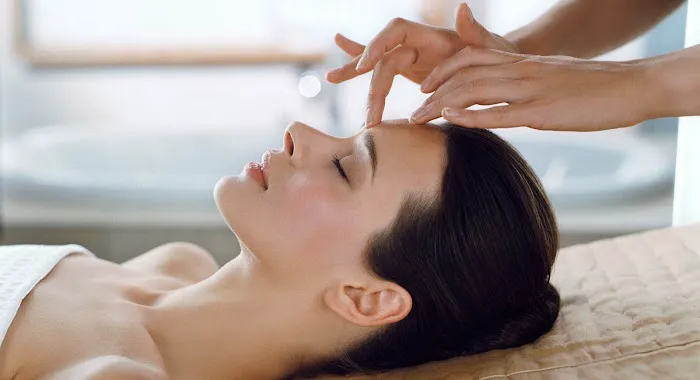 Afsan's Pro Skincare Spa Picture 3