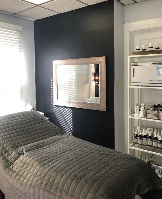 Silky Smooth Waxing Studio Picture 8