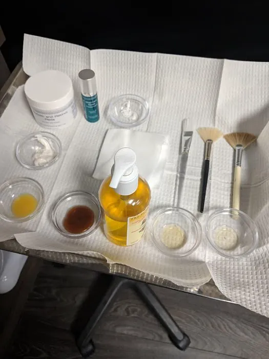 Pure Skin Solutions Picture 3