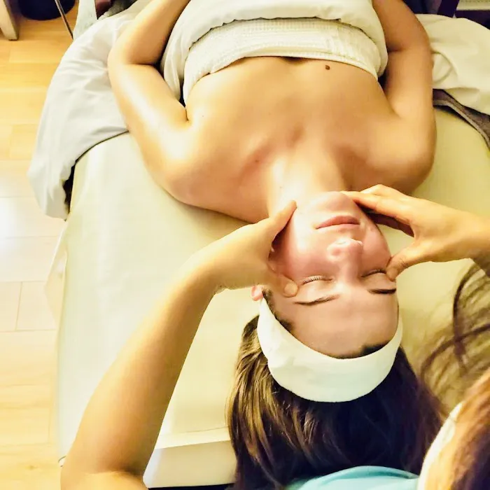 Ellen's Skin Care | Skin Care in wheeling, 시카고 스킨 케어 Picture 9