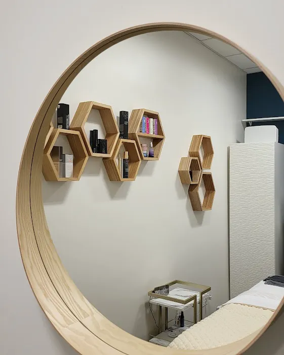 Glam Skin by Jeannie Picture 3