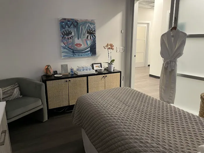 Real Skin Aesthetics Picture 7