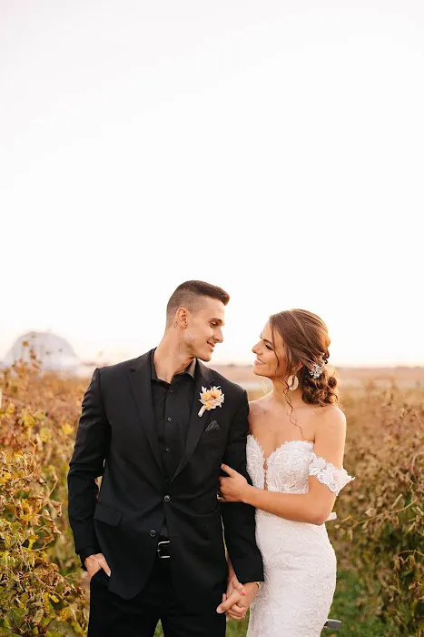 Wake Up & Make Up By Ann Located in own building Picture 10