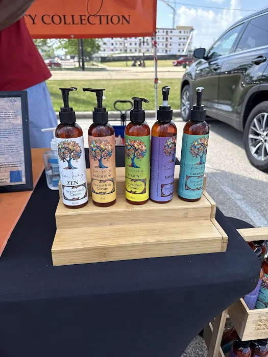 Kim King Beauty Collection Picture 1