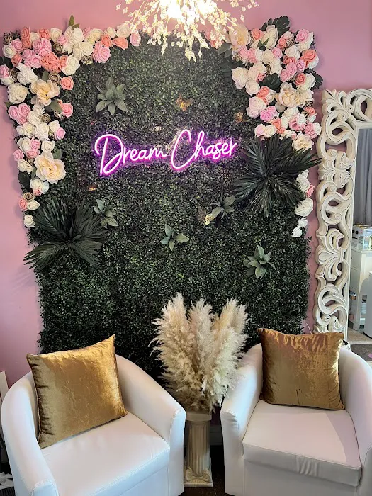 NVUS Brows & Skincare Picture 3