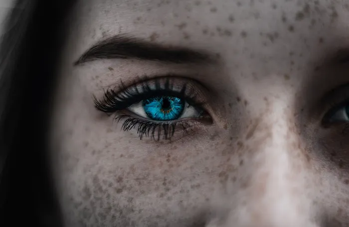 Beauty and the Brow Picture 1