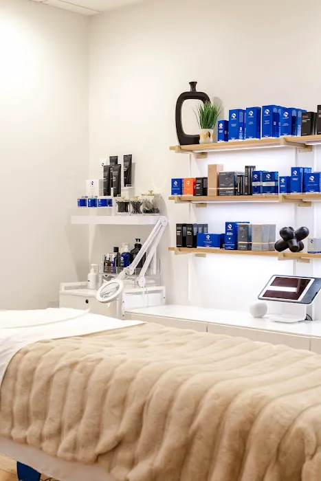 Gold Standard Skin Picture 7