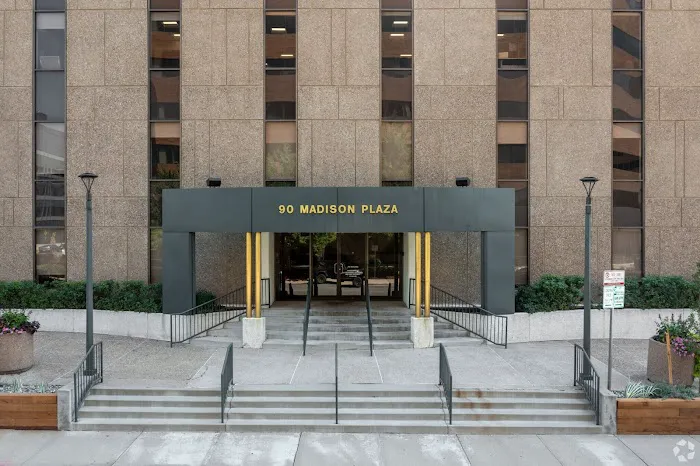 NOVALUNE Skin & Laser Picture 2