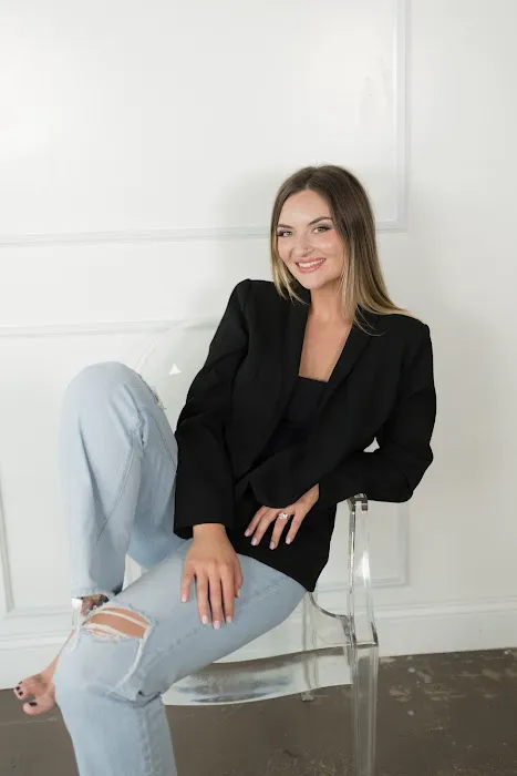 Leigha Somma Skin Picture 3