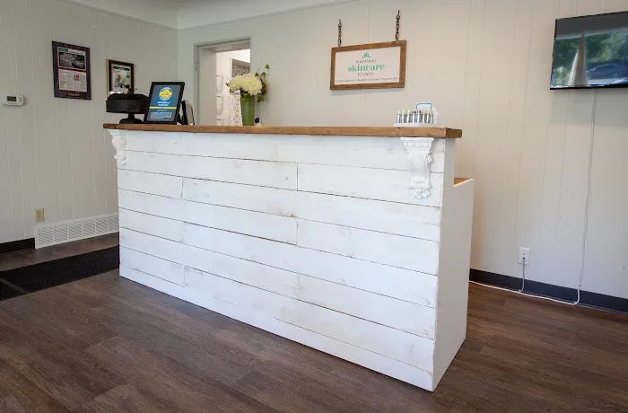 Natural Acne Clinic Picture 3