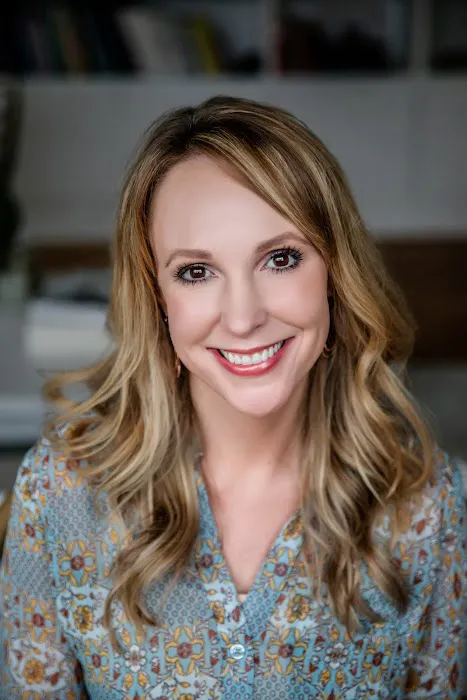 Natural Acne Clinic Picture 8