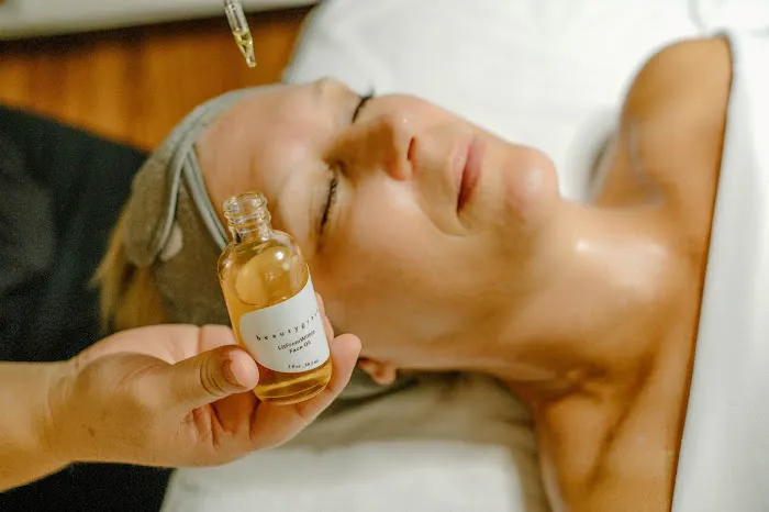 Skin Essentials Studio Picture 2