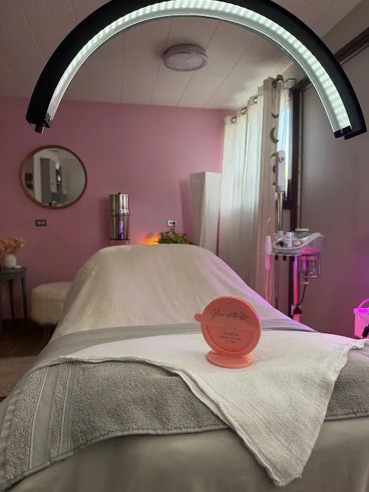 Glow With Ida Picture 6