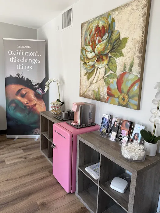 Glow With Ida Picture 7