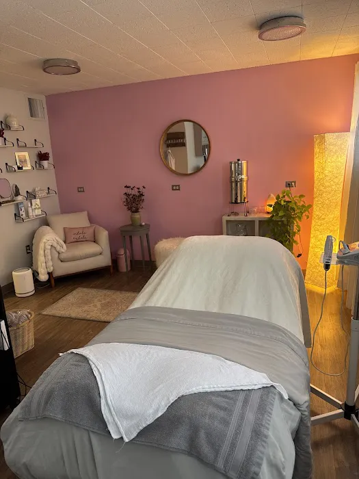 Glow With Ida Picture 9