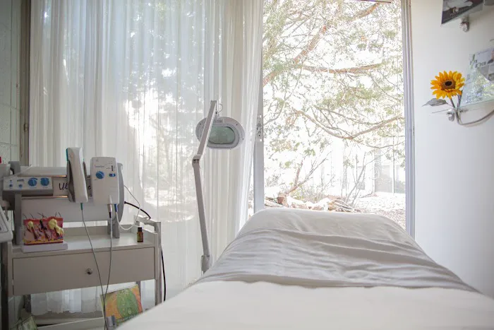 Nekadam Skin Esthetics Picture 6