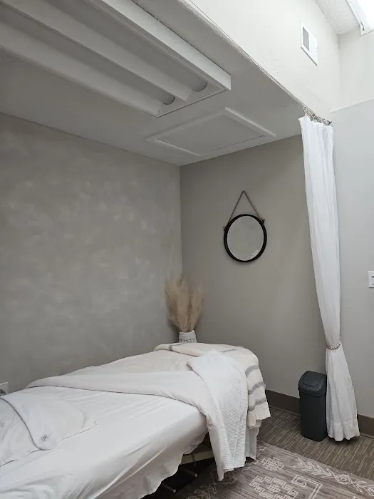 Studio Skin by Brittany Picture 9