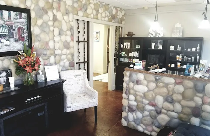 Denver Healthy Skin & Acne Clinic Picture 5