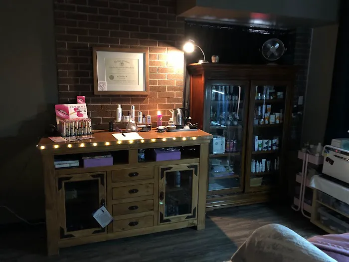 Skin Kissed Picture 1