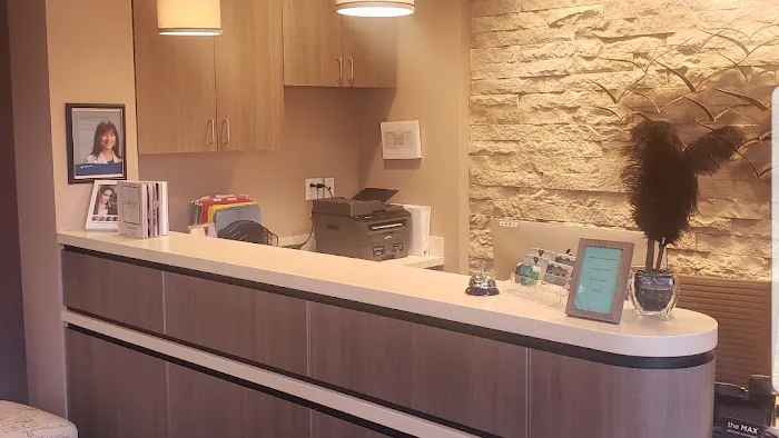 Advanced Aesthetics, LLC Picture 1