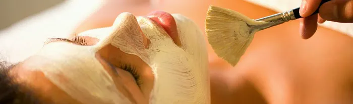 Skin & Tonic Skincare Picture 7