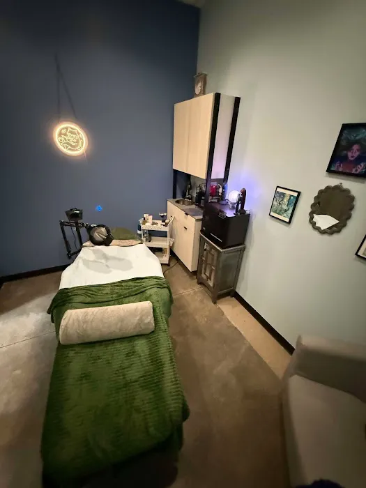 Prismatic Glow Esthetics Picture 1